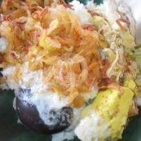 Nasi Gudeg Komplit menu Gudeg Bunda, Taman Kuliner Sulfat