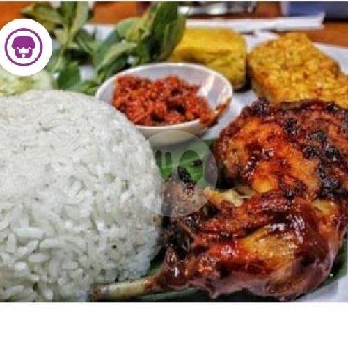 Paket Bakar Medium menu Ayam Dan Ikan Bakar Kang Isep, Kadupugur Raya