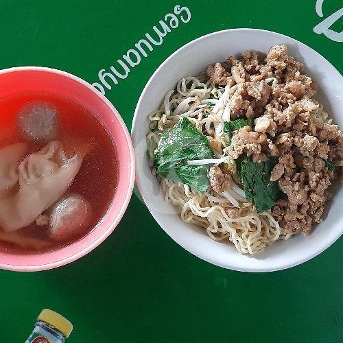 Review Mie Ayam Budi Banyumas Roxy: Makanan Enak dan Harga Bersahabat di Gambir
