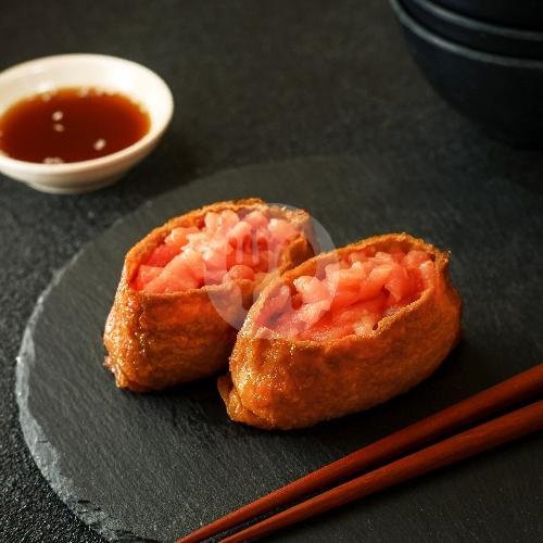 Wakame Salmon Salad menu Kirana Sushi, Banyuwangi Kota