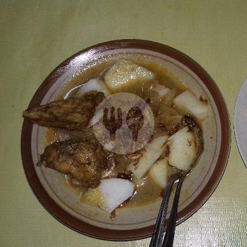 Ketupat Sayur Tahu menu Ketupat Sayur Mandala, Mampang Prapatan
