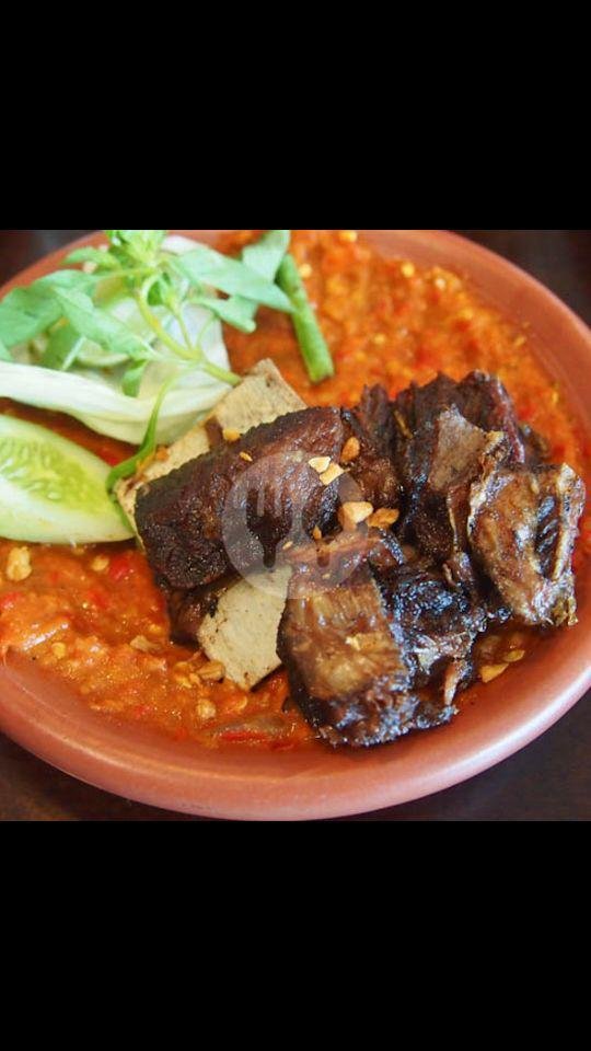 Sop Buntut menu Depot Semanggi Suroboyo, Prajurit Kulon