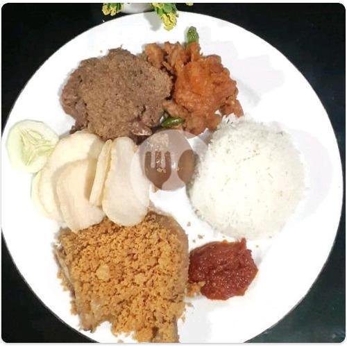 Paket 2 Ekor Ayam menu Ayam Goreng Ny. Suharti, Mulyosari