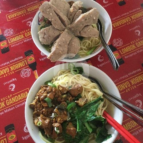 Bakso Jumbo Komplit menu Bakso & Mie Ayam Pak Yanto Wonogiri, Tajem Baru