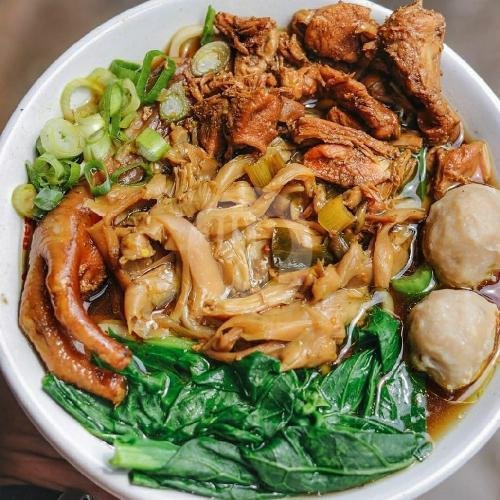 Mie Ayam dan Bakso Pak Togok: Surga Kuliner Terjangkau di Yogyakarta Mie Ayam dan Bakso Pak Togok: Surga Kuliner Terjangkau di Yogyakarta