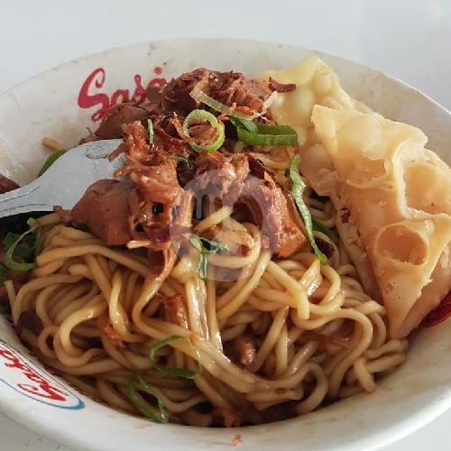 Review Mie Ayam Kering Bakso Lumayan di Sukoharjo: Pengalaman Kuliner yang Tak Terlupakan