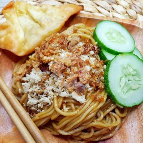 Mie Ndoer Level 3 + EsTeh menu Mie Ndoer, Slawi