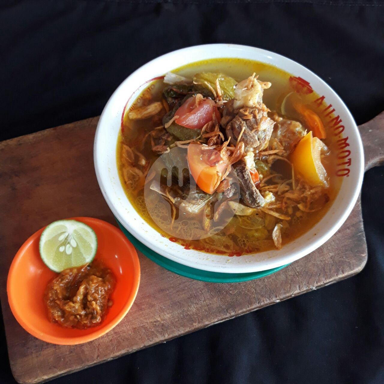 Sop Kambing menu Sate Kambing Khas Solo Mbak Yuni, Pilang Raya