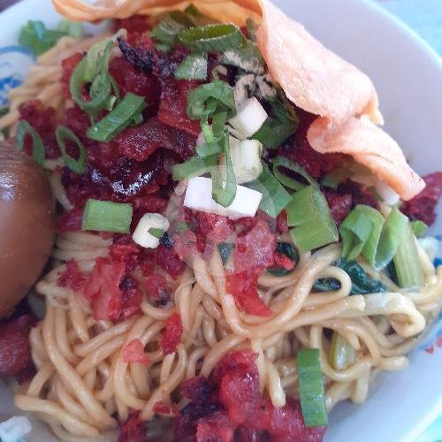 Yamin Manis Mie Kecil Komplit menu Mie Danau Toba, Cibadak