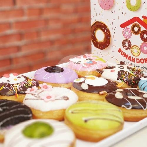 Review Menarik Rumah Donat Bandung: Surga Donat Segar di Panjunan