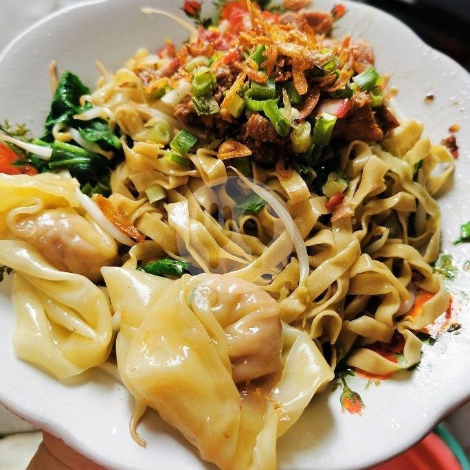 Bakmie Lebar Porsi Besar menu Bakmi Aseng, Jelambar Selatan 3