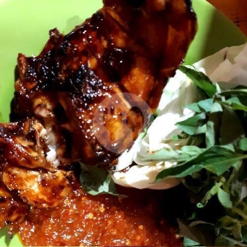 Ayam Goreng menu Seafood 88 Nasi Uduk Lana Putra, Pasar Minggu