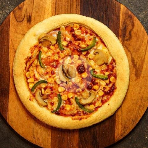 Pizza Manis Rice Crispy Tiramisu Oreo 25cm menu OMNIVORO PIZZA CIAMIS, Jl Ir. H. Juanda 140, Ciamis