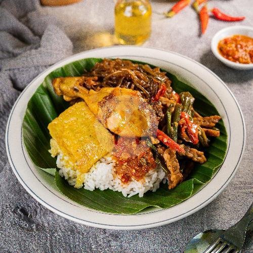 Nasi Campur Ayam Kare menu Nasi Campur Mbak Nina, Manyar Raya