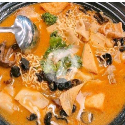 Daging Ayam (Isi 2 Tusu menu Yima Yila, Kelapa Gading