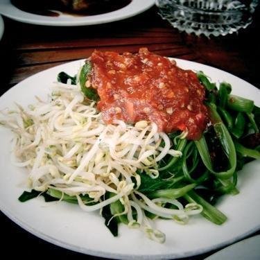 Review Ayam Bakar Taliwang (Sasak Tulen) Rungkut Mejoyo: Surga Kuliner di Surabaya