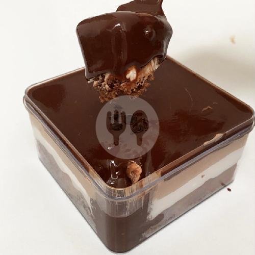 Belgium Choco Crunchy menu EATyuu, Cikalang Tengah