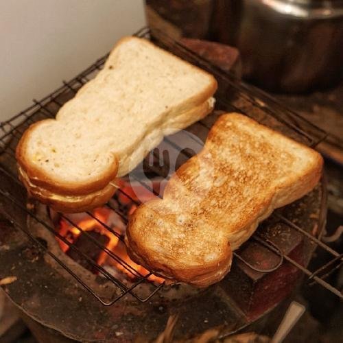 Review Roti Bakar Arjuno 99: Tempat Makan Cozy di Pasar Minggu yang Wajib Dikunjungi Review Roti Bakar Arjuno 99: Tempat Makan Cozy di Pasar Minggu yang Wajib Dikunjungi