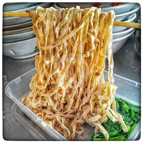 Polos Lebar Manis menu Mie Baso Pangsit Baladewa
