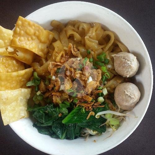 Kwetiau Ayam Pangsit menu Mie Ayam Bangka Yamin Top 88