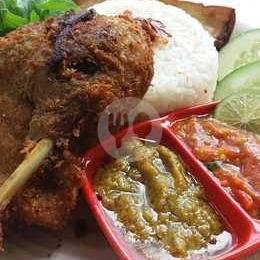 Review Restoran Dua Saudara di Margorejo: Makanan Enak dan Porsi Melimpah!