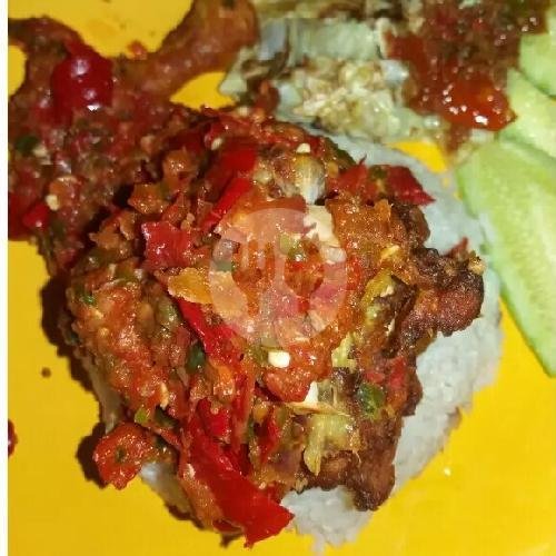 Ayam Geprek Paha Bawah Lombok Ijo+Tahu/Tempe menu Penyetan Enca