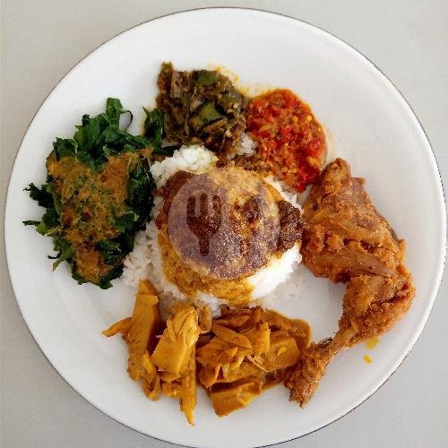 Nasi Padang Ayam Gulai menu Cinto Minang, Pegangsaan Dua