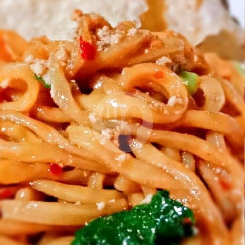 Mie Goreng Porsi Sedang menu Mie Goreng Juragan (Mie Gorengnya Sukabumi), Stasiun Kereta Cisaat