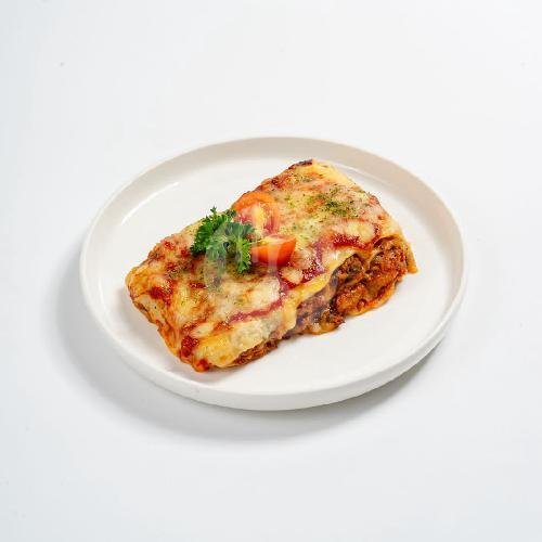Lasagna menu Eatalia Italian Delight, Padalarang