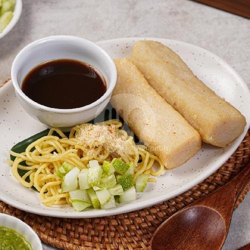 Pempek Kapal Selam menu Pempek Cawan Putih, Thamrin