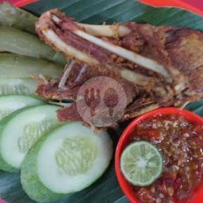 Review Waroeng Tiki Taka: Pengalaman Kuliner Pedas di Fatmawati