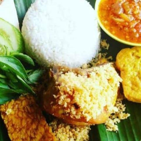 PAKET Nasi Ayam Rempah menu Rumah Penyet Mbak Nik, Sukorejo
