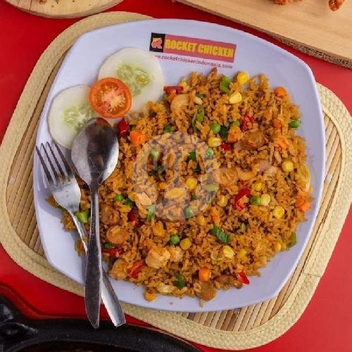 Review Rocket Chicken Tawangsari: Pengalaman Kuliner yang Menarik dengan Beberapa Catatan Perbaikan