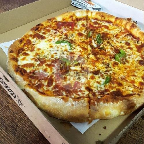 Pizza The Meat Medium menu Mount Merapi Bake House, Mlati