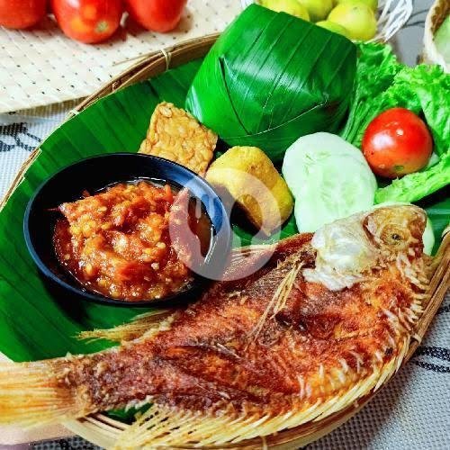 TIMBEL IKAN LELE menu Warung Nasi Timbel