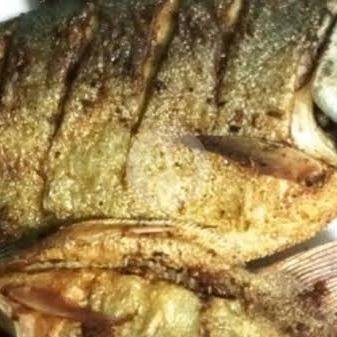 Paket Ayam Geprek menu Penyetan dan Ikan Bakar Raffa, Karang Kimpul