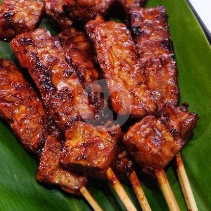 Nasi Lalapan Telor Dadar + Es Teh menu UMKM Kanggo Riko, Plengsengan