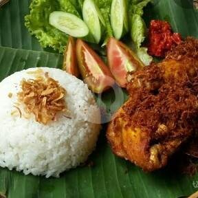 Ayam Geprek + Nasi menu Ayam Bakar DKT 12A, Dukuh Kupang