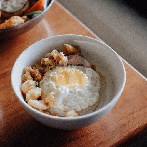 Kedai Kopi Old Kettle: Pengalaman Kuliner Nostalgia di Semarang