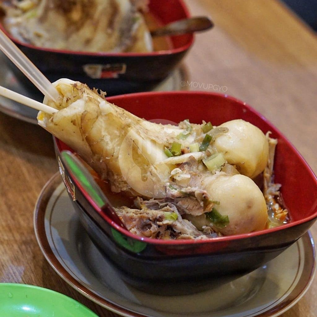 Seblak Sumsum (Sapi) + Balungan (Ayam) Besar menu Seblak Teh Erna, Kampung Kali