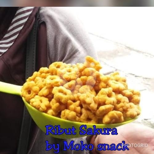 Stik Bawang Super 250gr menu Moko Snack Kiloan, Semolowaru