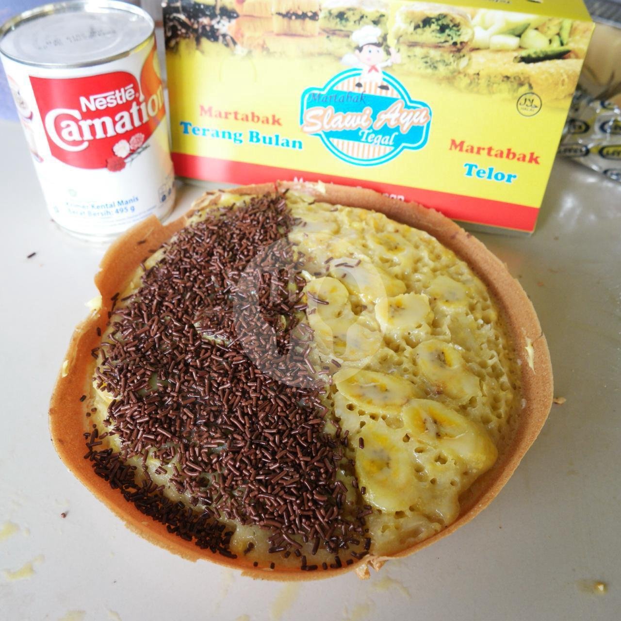 Terang Bulan Coklat + Pisang + Susu menu Martabak Slawi Ayu, Segoroyoso