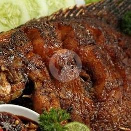 Cumi Bakar menu Sie Jeletot, Sasakgantung