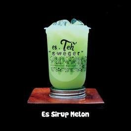 Es Sirup Frambos menu Es Teh Sweger, Mojosongo