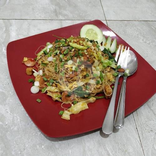 Bihun Goreng Glenmore Spesial menu Pangsit Mie Ayam Mila, Dukuh Kupang Timur 6 No. 1