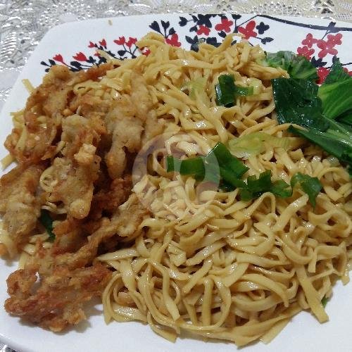 Mie Ayam Goreng menu Mi YabeS (Mie Ayam Bervariasi Sehat), Ngemplak