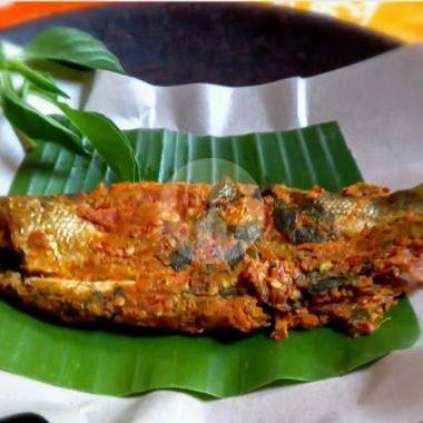 Ikan Asin menu Sedayu 3 Sambal, Pujasera Kyai Saleh