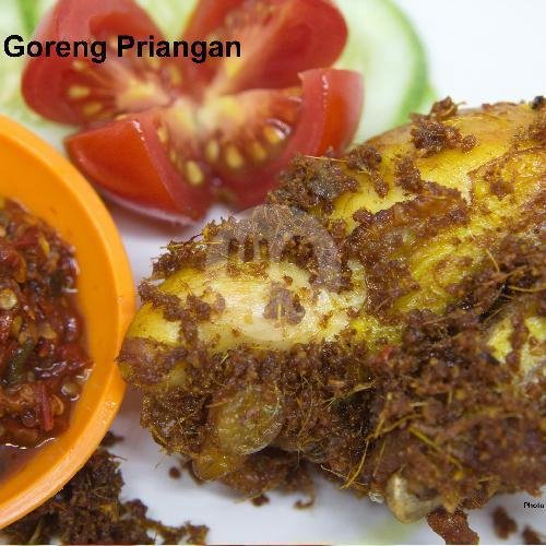 Ayam Goreng Serundeng DADA/PAHA menu BISTRO 99 Restoran, Sukabumi