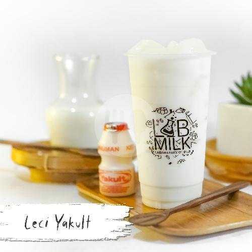 Strawberry menu Labmilk Kalinegoro, Perumahan Maris Land