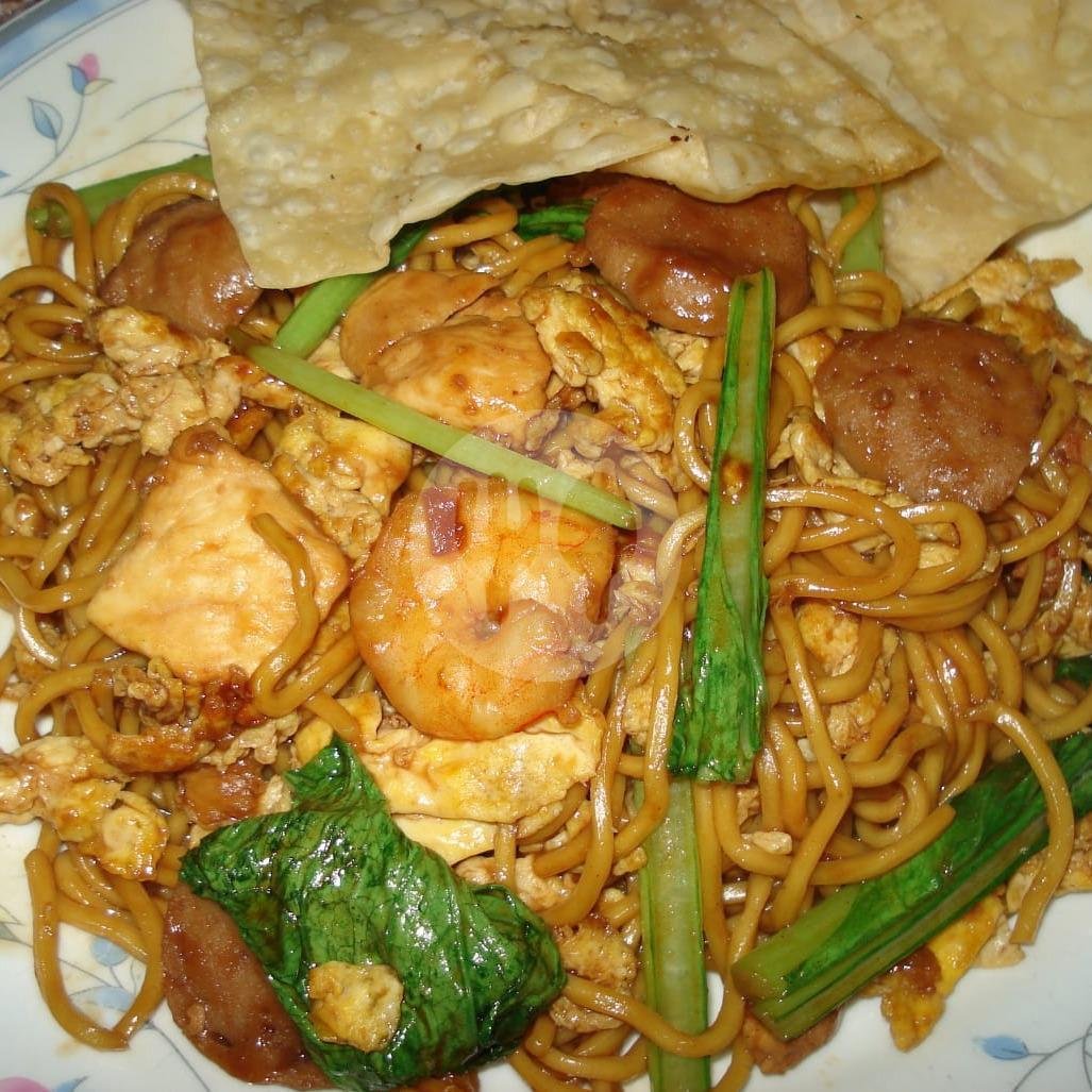 Pangsit Mie Sosis Keju menu Pangsit Mie Bromo Pojok, Patimura